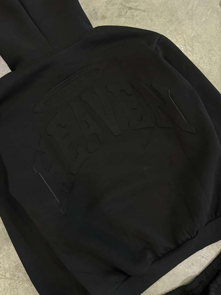 Heaven Embossed Arc Logo Zipup (Black)